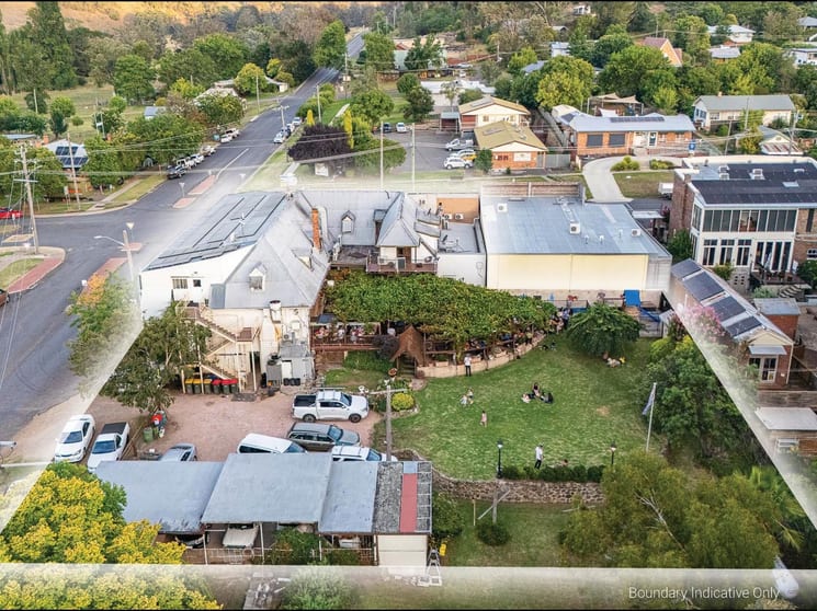 Click to view all images 89 Jenkins St Nundle NSW 2340 - Image 3