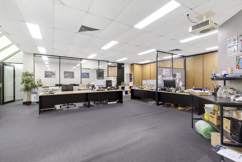 Click to view all images 214-216 Bay Street Brighton VIC 3186 - Image 4