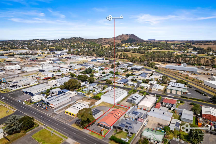 Click to view all images 325 Commercial Street West Mount Gambier SA 5290 - Image 3