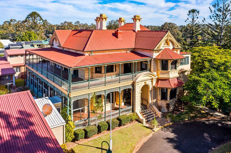 #2/19 Bell Terrace Graceville QLD 4075 - Image 2