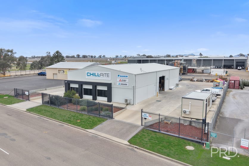 Click to view all images 3 Phoenix Street Westdale NSW 2340 - Image 3