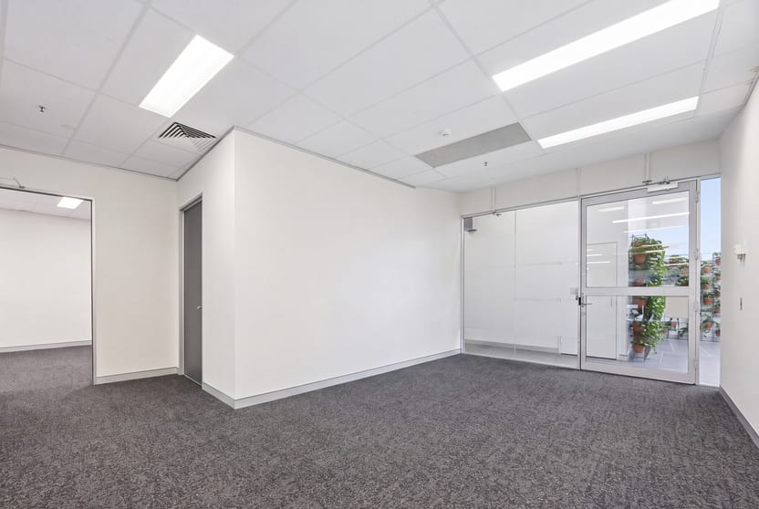 Click to view all images Tenancy 41/2 King Street Deakin ACT 2600 - Image 2