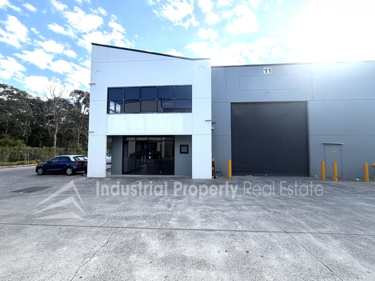 Click to view all images Prestons NSW 2170 - Image 1