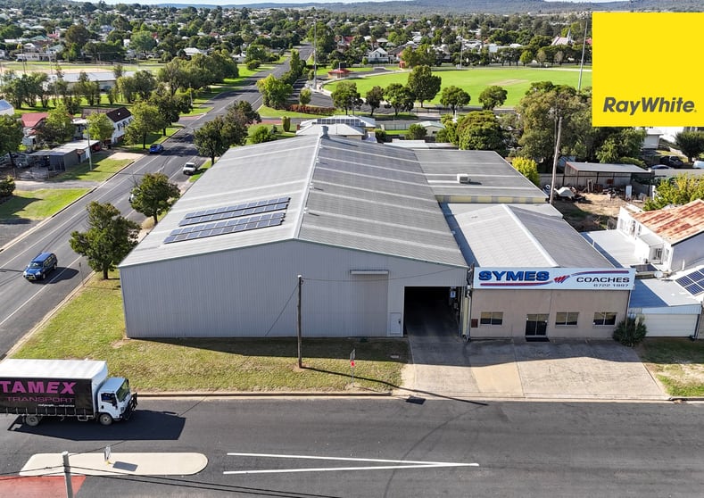 Click to view all images 37 Mansfield Street Inverell NSW 2360 - Image 2