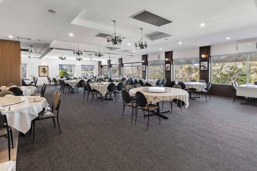 Click to view all images 246-252 Katoomba Street Katoomba NSW 2780 - Image 2