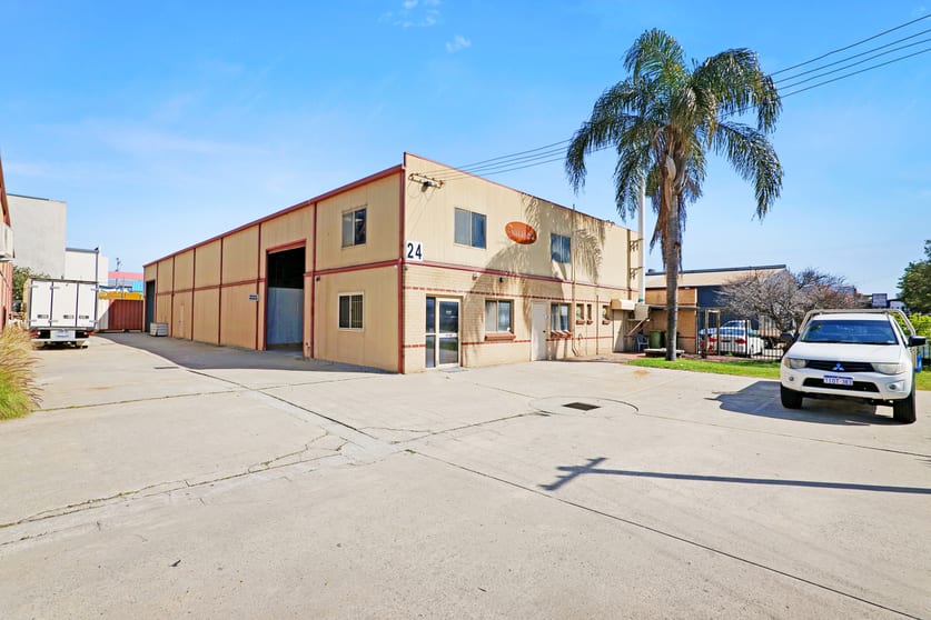 Click to view all images 24 Mooney Street Bayswater WA 6053 - Image 3
