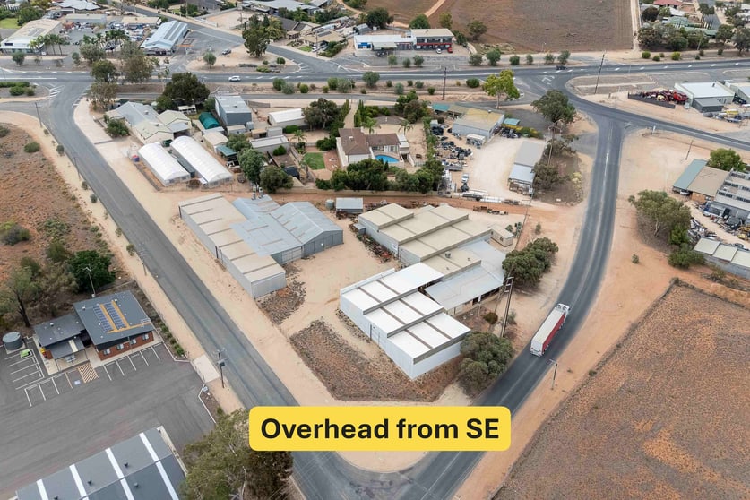 Click to view all images 23 Armstrong Avenue Loxton SA 5333 - Image 2