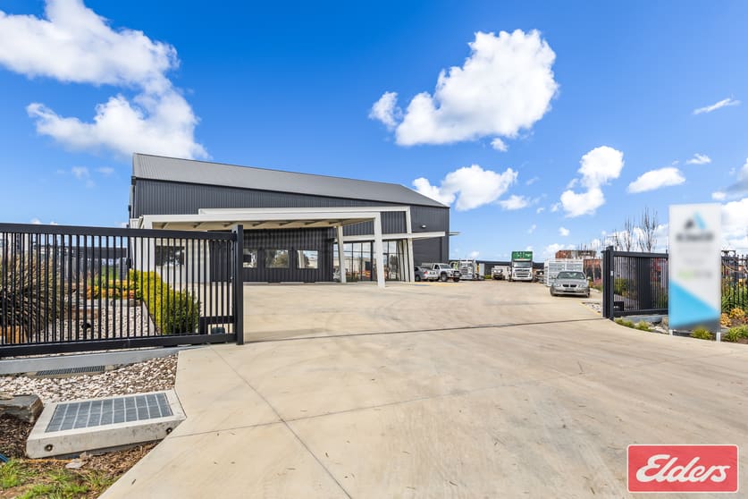 Click to view all images 6 Leitch Road Roseworthy SA 5371 - Image 3