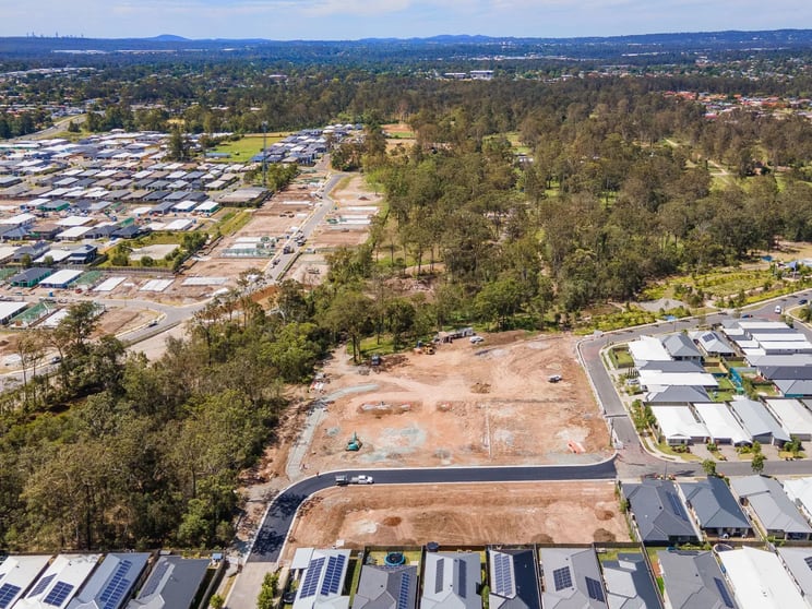 Click to view all images 4 Fiennes Road (53 Bayes Road) Logan Reserve QLD 4133 - Image 3