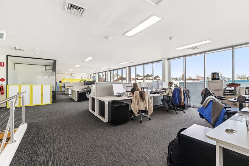 Click to view all images 24 Cromwell Street Collingwood VIC 3066 - Image 4