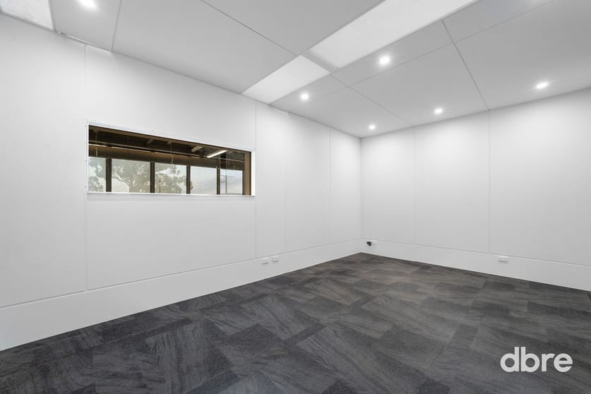 Click to view all images 42/9-19 Levanswell Road Moorabbin VIC 3189 - Image 3