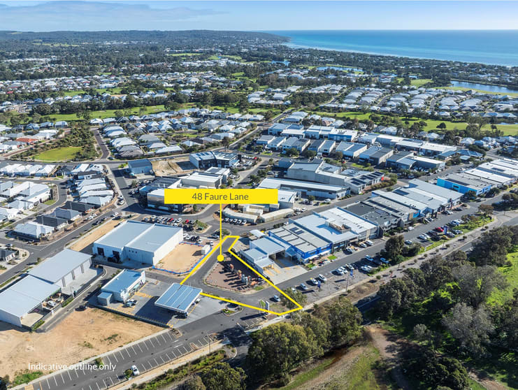 Click to view all images 48 Faure Lane Dunsborough WA 6281 - Image 1