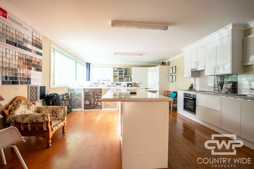 Click to view all images 2 Coventry Street Guyra NSW 2365 - Image 3