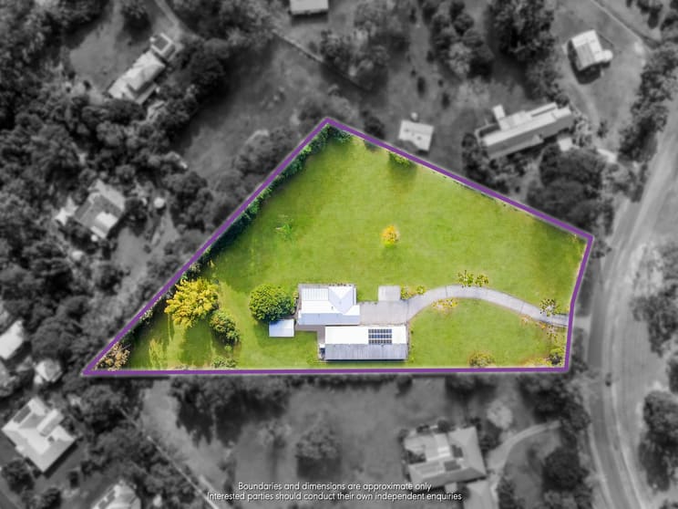 Click to view all images 90 Ferrier Road Narangba QLD 4504 - Image 3