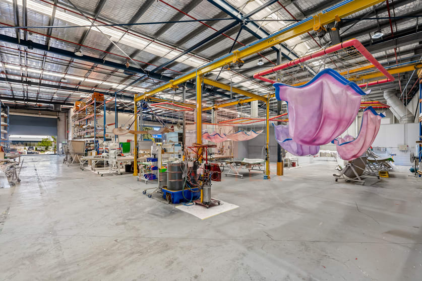 Click to view all images Warehouse/10 Sheridan Close Milperra NSW 2214 - Image 3