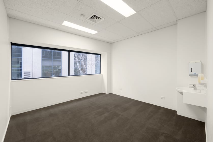 Click to view all images Suite 10, Level 1/517 St Kilda Road Melbourne VIC 3004 - Image 3