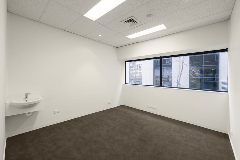 Click to view all images Suite 10, Level 1/517 St Kilda Road Melbourne VIC 3004 - Image 3