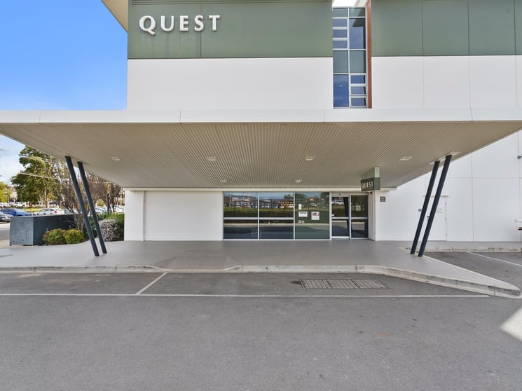 Click to view all images 59-63 Railway St Griffith NSW 2680 - Image 5
