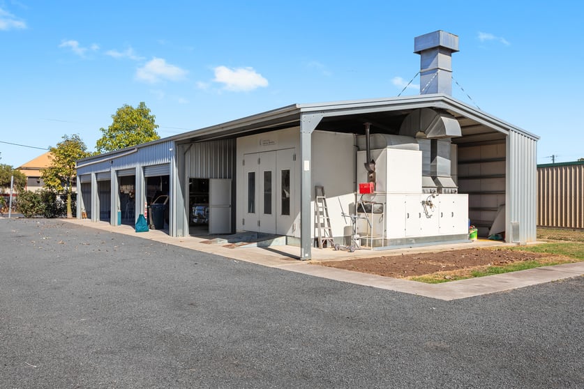 225 Bridge Street Oakey QLD 4401 - Image 2