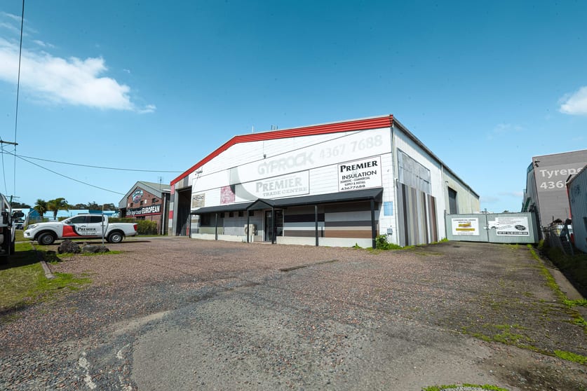 4 Marinus Place Erina NSW 2250 - Image 2