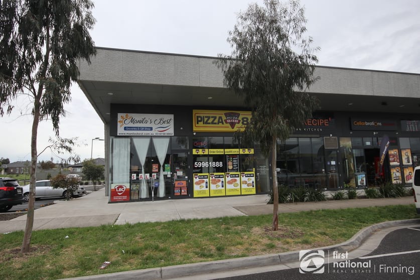 Click to view all images 5 Linden Tree Way Cranbourne VIC 3977 - Image 3