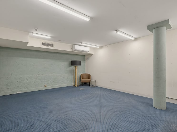 Click to view all images Suite 15/31-35 Salamanca Place Battery Point TAS 7004 - Image 3