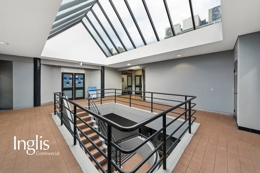 342 Camden Valley Way Narellan NSW 2567 - Image 3