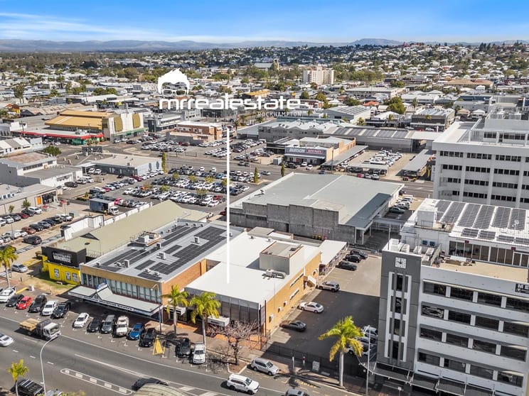 Click to view all images 10/160 Bolsover Street Rockhampton City QLD 4700 - Image 1
