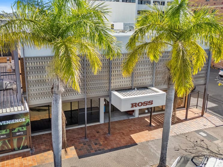 Click to view all images 10/160 Bolsover Street Rockhampton City QLD 4700 - Image 3