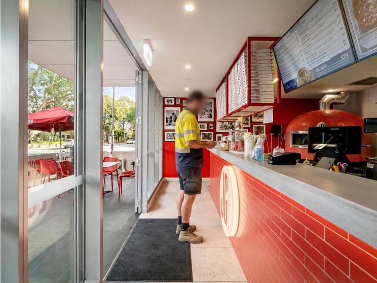 Click to view all images 1/260 Coward Street Mascot NSW 2020 - Image 3