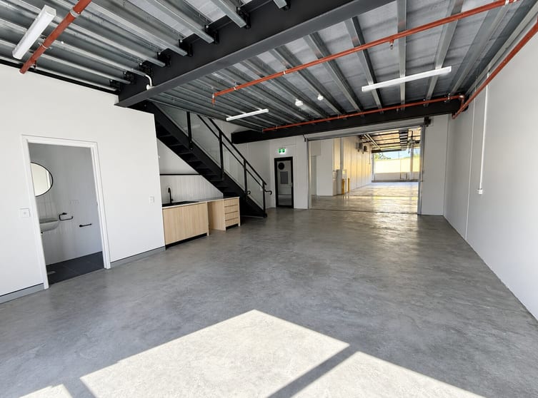 Click to view all images 106/515 Olsen Avenue Southport QLD 4215 - Image 2
