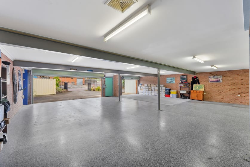 Click to view all images 5 Wollong Street Gosford NSW 2250 - Image 5