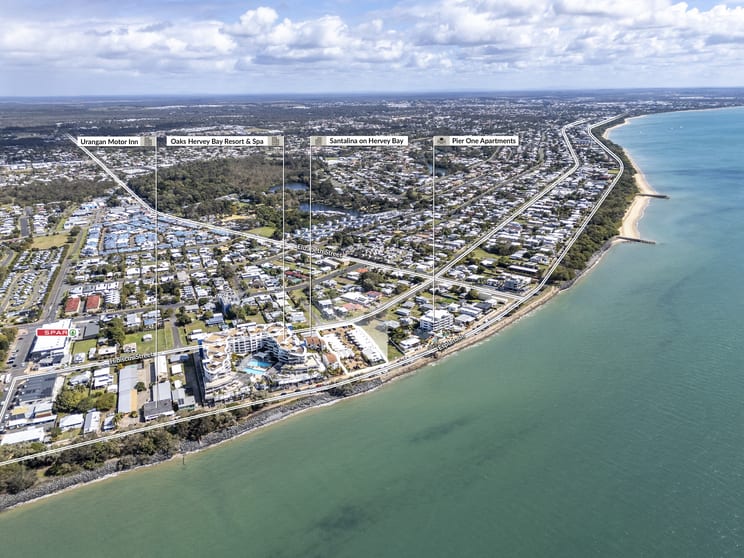 Click to view all images Pier Village Shopping Centre, 564 Esplanade Urangan QLD 4655 - Image 4