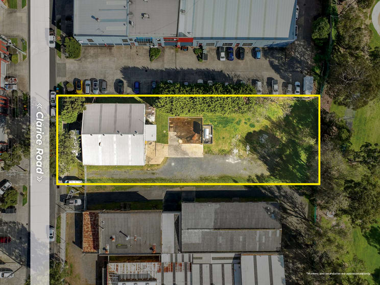 Click to view all images 15 Clarice Road Box Hill South VIC 3128 - Image 3