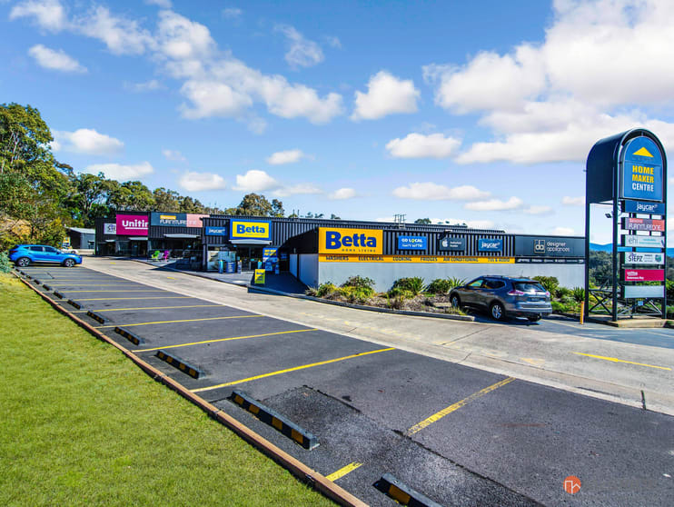 Click to view all images 2a 2b 4 10/2-4 Cranbrook Road Batemans Bay NSW 2536 - Image 3