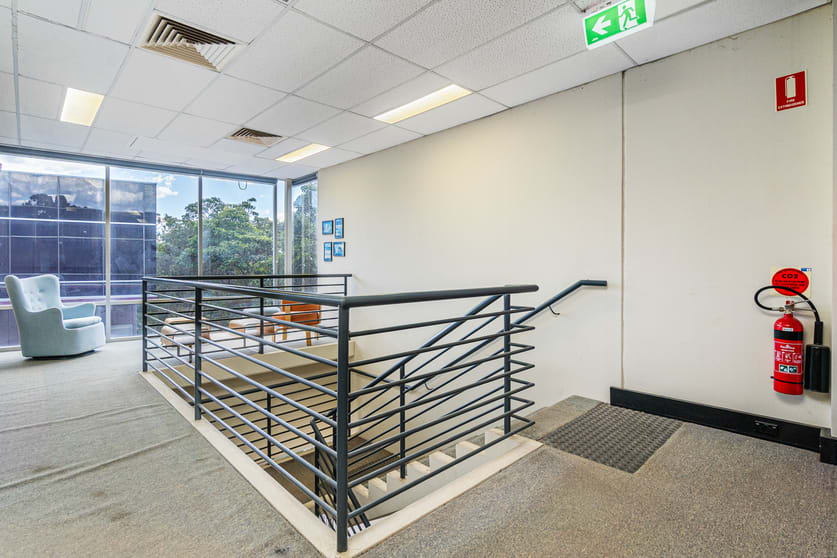 10/9-11 Chaplin Drive Lane Cove NSW 2066 - Image 5