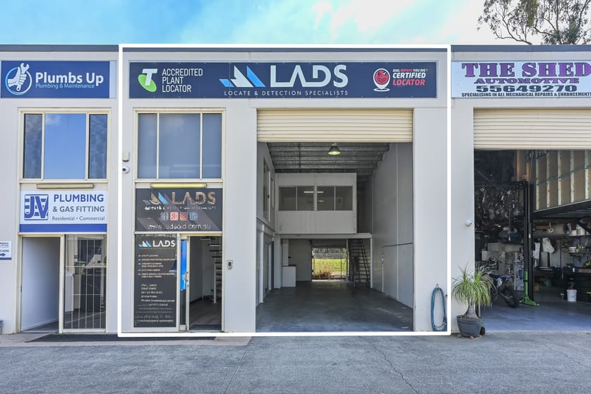 Click to view all images 2/4 Transport Place Molendinar QLD 4214 - Image 3