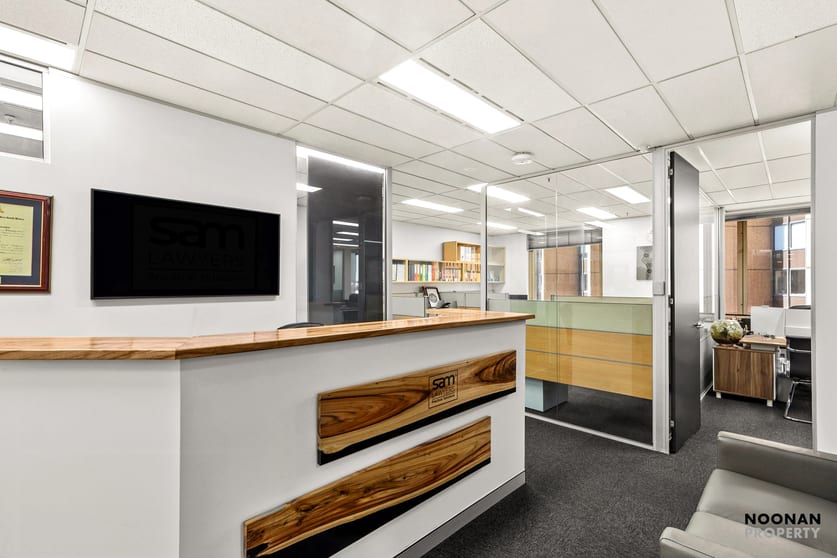 Click to view all images 209/111 Harrington Street Sydney NSW 2000 - Image 3