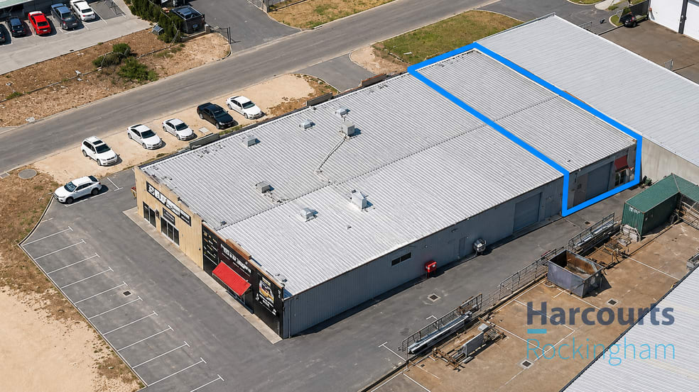 1/8 Helmshore Way Port Kennedy WA 6172 - Image 3