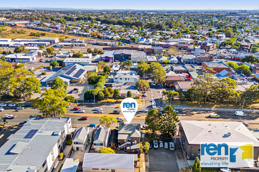 Click to view all images 29 Donald Street Hamilton NSW 2303 - Image 3