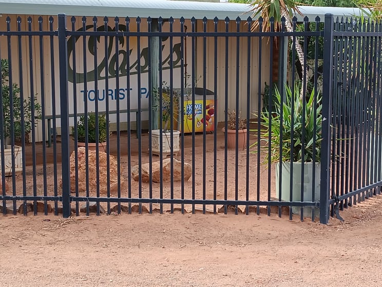 Click to view all images 2001 Hutchison Street Coober Pedy SA 5723 - Image 2