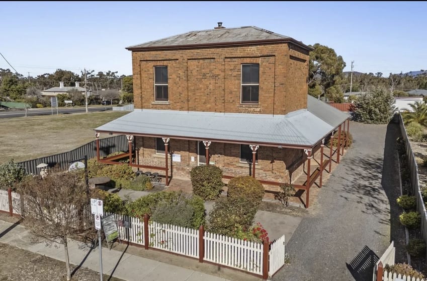 Click to view all images 54 Longfield Street Stawell VIC 3380 - Image 3