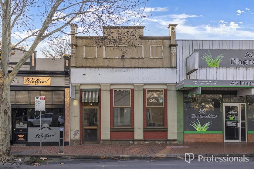 Click to view all images 73 Gray Street Hamilton VIC 3300 - Image 1