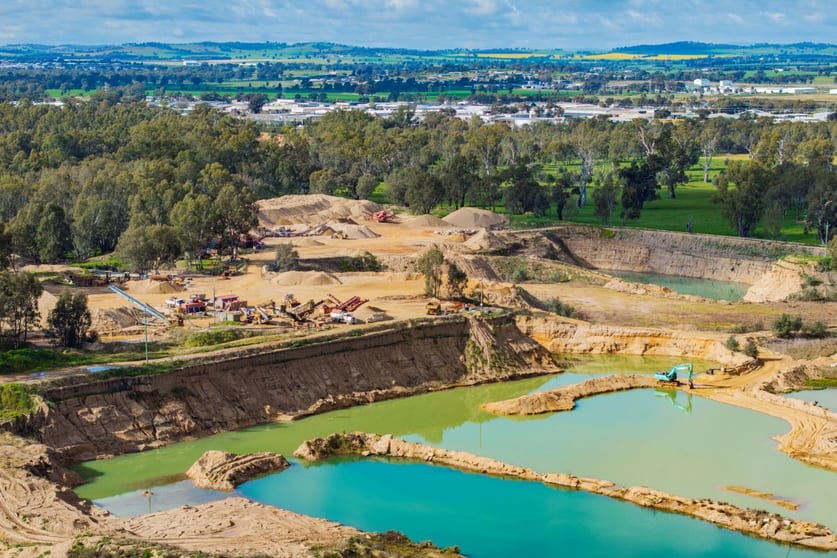 Click to view all images 2 Gillard Road East Wagga Wagga NSW 2650 - Image 2
