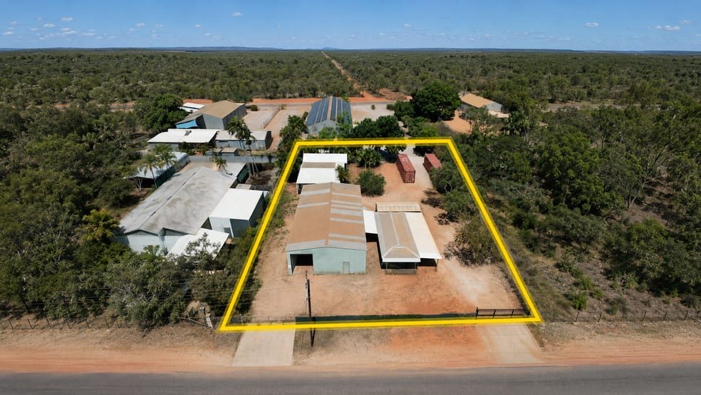 Click to view all images 8 Livingstone Street Broome WA 6725 - Image 1