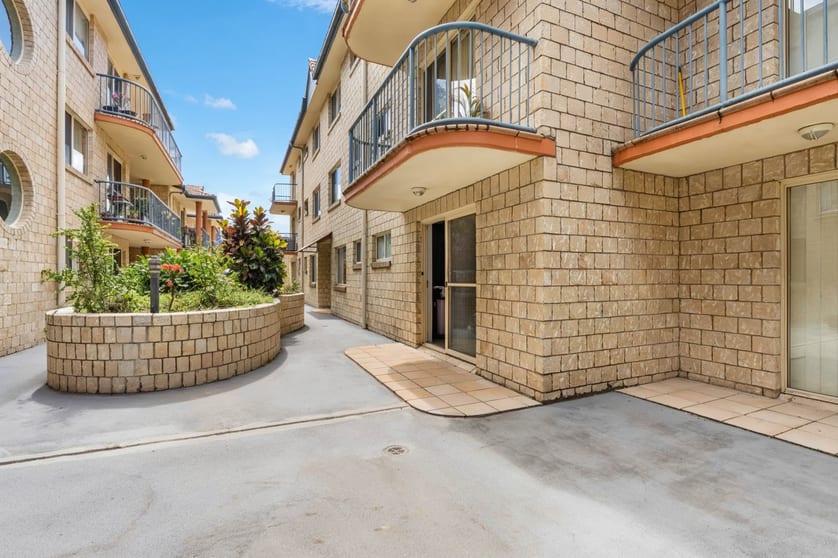 Click to view all images Tweed Heads NSW 2485 - Image 2