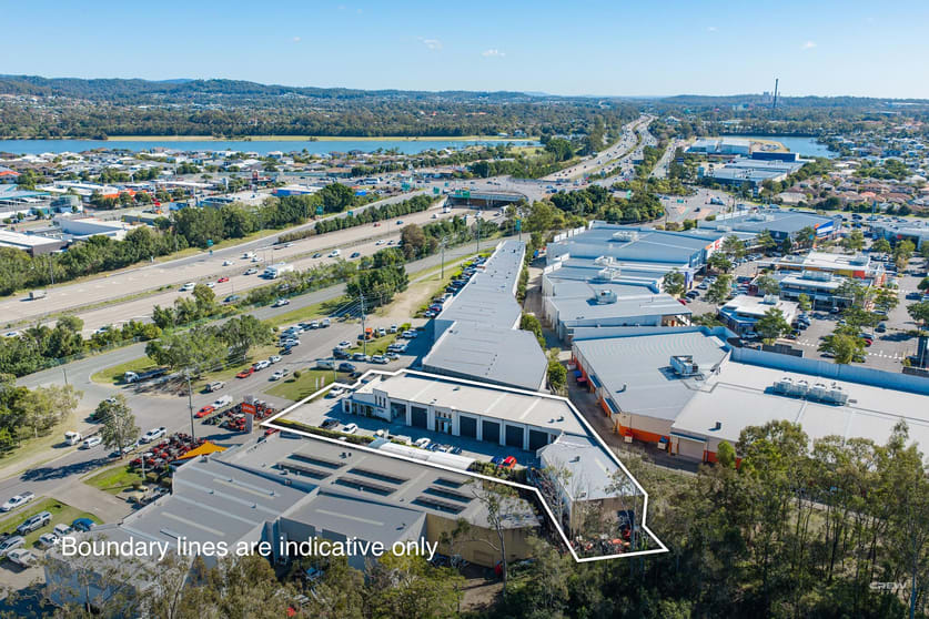 Click to view all images 176 Siganto Drive Helensvale QLD 4212 - Image 2