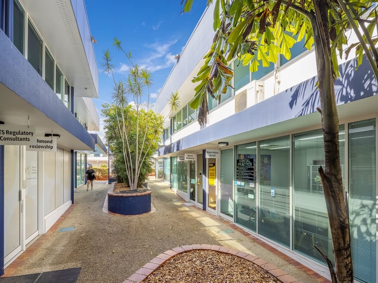 Click to view all images 29 Mount Cotton Road Capalaba QLD 4157 - Image 3