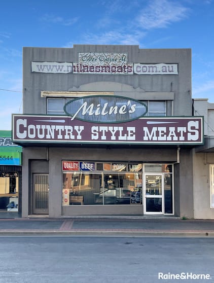 Click to view all images 41 Main Street Young NSW 2594 - Image 2