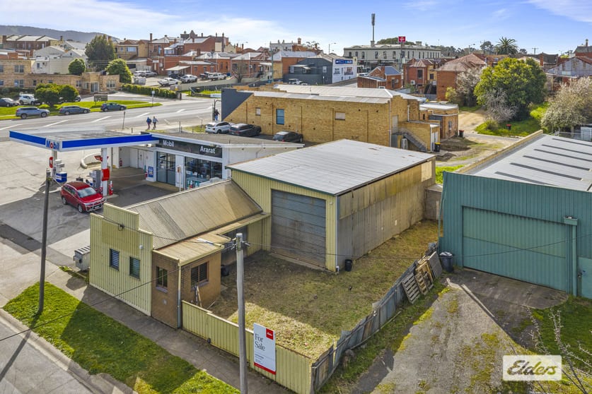 Click to view all images 35 Moore Street Ararat VIC 3377 - Image 2